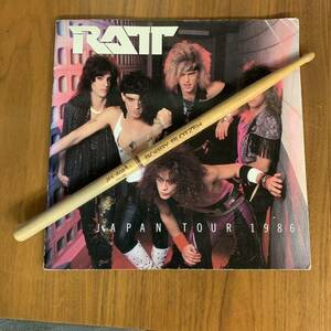 RATT 1986JAPAN TOUR 本物ボビードラムスティック　パンフレット