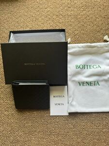 超美品ボッテガヴェネタ 二つ折り財布 bottega veneta イントレチャート ブラック 