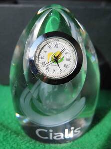 クリスタルガラス製ペーパーウェイト　時計　シアリス　ノベルティ