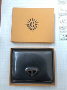 ROMEO GUCCI　ITALY　三つ折り財布　折り畳み財布　光沢　ラメ　グレー 札入れ 小銭入れ