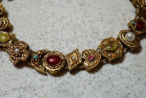 1224 海外製 ゴールドカラー ブレスレット ヴィンテージ アクセサリー アンティーク バングル 腕輪 装飾品