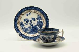 0341-3　西洋陶磁器　トリオ　A.G.H.J Wilton Pottery　Real Chinese Willow　1923-1934　チャイニーズウイロー　イギリス