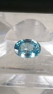 ブルージルコン 1.6ct オーバルカットルース 04603223002