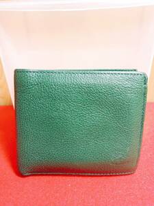 送料520円！　貴重　IL BISONTE　イルビゾンテ　２つ折財布　短財布　財布　グリーン　緑　約9.5cm×21.5cm