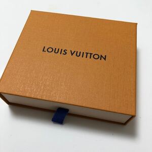 ルイヴィトン LOUIS VUITTON 空箱 ボックス 空き箱 BOX 新品　未使用　アクセサリー入れ　リボン　ミニ　メッセージカード　箱　カード