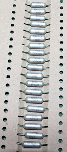 ヤフオク 19個セット 激安 0.05uF160V 噂の初期型 MBM 音質コンデンサ（Tone cap） 金属/紙/金属 コンデンサ gui