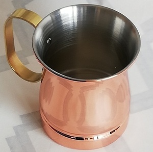 ☆銅製１６オンスビアマグカップ（約４６０ｍｌ）１個冷たい飲み物を飲むと口当たりや手に伝わる清涼感は格別です日本製新品