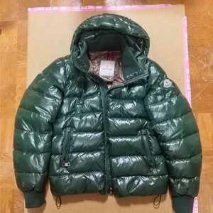 モンクレール MONCLER AUBERT オーベール シャイニーグリーン ダークグリーン サイズ1 極美品 アニメタグほつれ無し 正規品