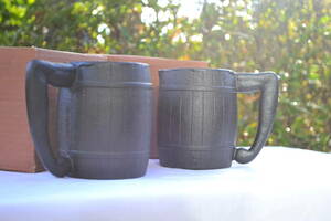 南部鉄瓶 マッスルジョッキー 2個セット マグカップ 樽型 鋳物 直径8.5ｃｍ高さ11ｃｍ 画像10枚掲載