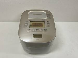 【A135】ジャンク品　TOSHIBA　東芝真空圧力IH保温釜　RC-10VXE1　シャイニーゴールド　1.0L　2013年製　動作確認済