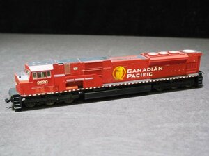 L130【外箱無】KATO HOゲージ EMD SD90/43 MAC Canadian Pacific ＃9120 動力車 モーター車 カトー