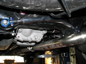 【KAWAI WORKS/カワイ製作所】 リヤ ロアアームバー MITSUBISHI アウトランダー CW5W デリカD:5 CV1W/CV5W [MT0430-LOR-00]