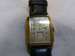 安値スタート！！　USED ELGIN エルジン USA　手巻メンズ 金張り　外三針　1920年代　カーベックス風　きれい　稼働中