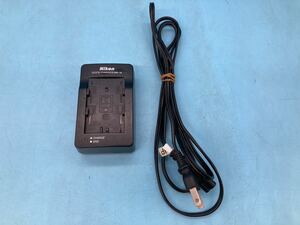 【A6677O062】Nikon ニコン Quick CHARGER MH-18 充電器 動作未確認 ジャンク品