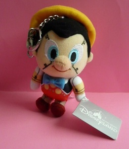 ピノキオ　ぬいぐるみ　キーホルダー　キーチェーン　香港ディズニーランド