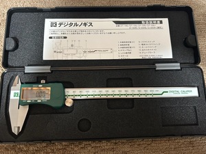 美品　新潟精機 デジタルノギス　0-200mm