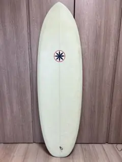 Mollusk x Gary Hanel 5’10 Pillzer サーフボード