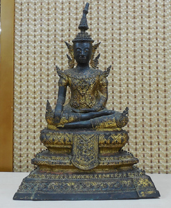 タイ 仏像◇宝冠仏坐像 高さ33.5cm 重さ3.1kg 詳細不明 