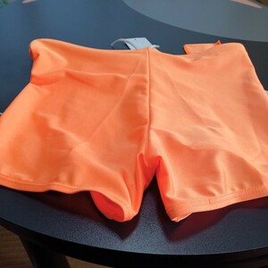 オレンジスクール水着。新品・未使用。size-4L。オレンジ色。イルカ。学校指定。男の子。