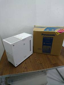 送料無料た56725 Panasonic/パナソニック FE-KXK05 加湿器　ナノイー搭載 気化式加湿機　良品