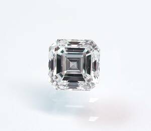 【100円～】VS2！0.233ct 天然ダイヤ Fカラー (ナチュラルカラー) EMカット