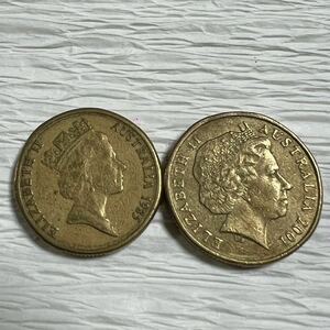 オーストラリア 1ドル 硬貨 2枚セット エリザベス女王 1985年 2001年 海外硬貨 流通品 即決