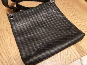 ★★未使用に近い超美品 Bottega Veneta ボッテガヴェネタ イントレ ショルダーバッグ