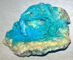 インドネシア領アンボンアイランド産天然クリソコーラ結晶10.44g激レア石^ ^