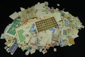 W710 使用済日本切手大量まとめて 約1.6kg 琉球郵便（沖縄切手）など 消印済 収集 コレクション/80