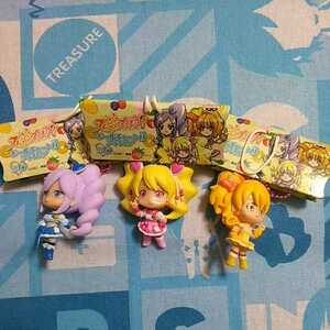 フレッシュプリキュア ボールチェーン付 フィギュア 未使用品 微痛みあり プライズ 非売品 ピーチ ベリー パイン