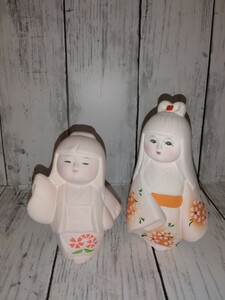 博多人形　二体セットで　博多　人形 陶器 レトロ 置物 郷土玩具