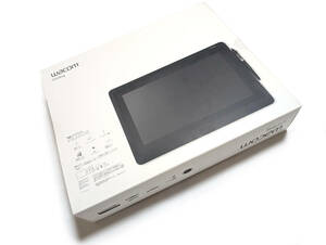 即決 Wacom Cintiq 16 液晶ペンタブレット ペンタブ ワコム DTK1660K0D 筆圧8192レベル 箱付き 未使用品 送料無料