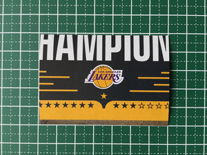★PANINI 2020-21 NBA STICKER & CARD COLLECTION #79 LOS ANGELES LAKERS［2020 NBA CHAMPIONS］「PUZZLE／FOIL」★