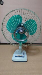 昭和レトロ 扇風機　川崎 KAWASAKI　A.C. ELECTRIC FAN　扇風機　30cmタイプ　グリーン　アンティーク　稼働品