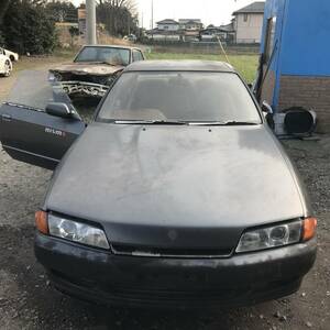 R３２スカイライン後期部品取り車ノンターボ5速仕様2ドアクーペ書類無しになります。