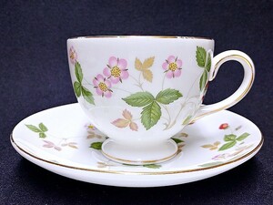 3QV売切！税無し☆ウェッジウッド★ワイルドストロベリー★カップ＆ソーサー★リー★定価8250円★WEDGWOOD★現状★現品限り★0719-2