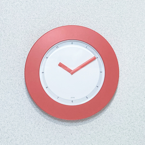 加藤孝志デザイン「EPIFA / エピファ」ウォールクロック 掛時計 未使用品 グッドデザイン賞 ピンクレッド