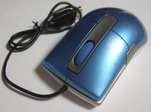 Blue LED Sensor USBマウス/水色,３ボタン,スクロール/。