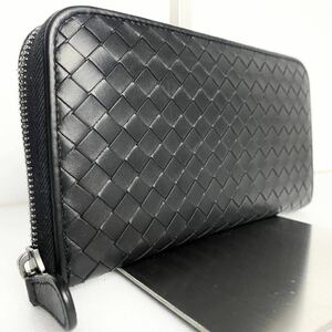 【極美品】BOTTEGA VENETA イントレチャート 長財布 ラウンドジップ レザー ブラック ファスナー 本革 黒 メンズ レディース ロング