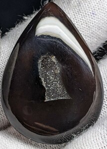 ★オニキス　 Onyx Druzy Cabochon　 58 CTS, 43x31x6.5 MM