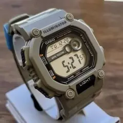 カシオ　デジタル腕時計　新品　ページュカラー海外モデル　アウトドア　プレゼント