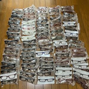 ☆M14☆ 新品 大量 セット 未使用 長期保管品 展示品 眼鏡 メガネフレーム 100点 セル フレーム中心 まとめ売り　発送100サイズ