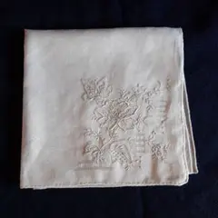 SWATOW 　スワトウ刺繍ハンカチ　2枚