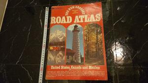 大型 1982年　ロードアトラス　アメリカとカナダの道路地図　ROAD ATLAS 旅行ガイド　マップ　英語　洋書 34cm