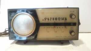 白砂電気、SILVER 5球真空管ラジオ（昭和30年代）、可変バーアンテナ内蔵型、希少、オリジナル、作動品。