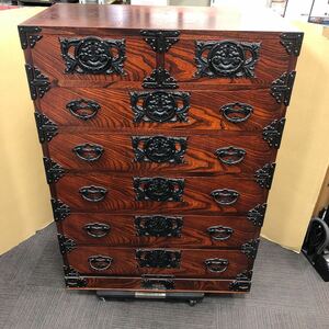 【中古品】3-118 伝統工芸品 岩谷堂箪笥 民芸家具 和家具 タンス 和タンス インテリア 鍵付き 横900 縦 1250 奥行き450