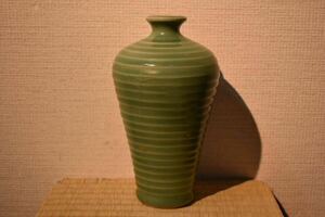 【GE】M516【コレクター所蔵品】時代 青磁花瓶 /中国古玩 中国美術 骨董品 時代品 美術品 古美術品