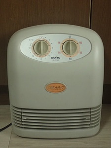 【SANYO】 サンヨー セラミックファンヒーター R-CF12C 暖房器具 足元ヒーター コンパクトタイプ