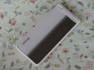 ☆彡 美品　docomo ケータイ　Ｐ－０１Ｆ　White