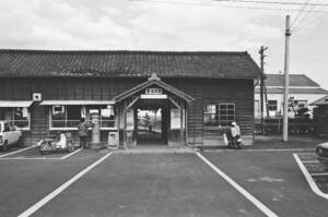 飾って楽しむ鉄道写真（昭和の駅in九州：豊肥本線 豊後荻） NO.57270032